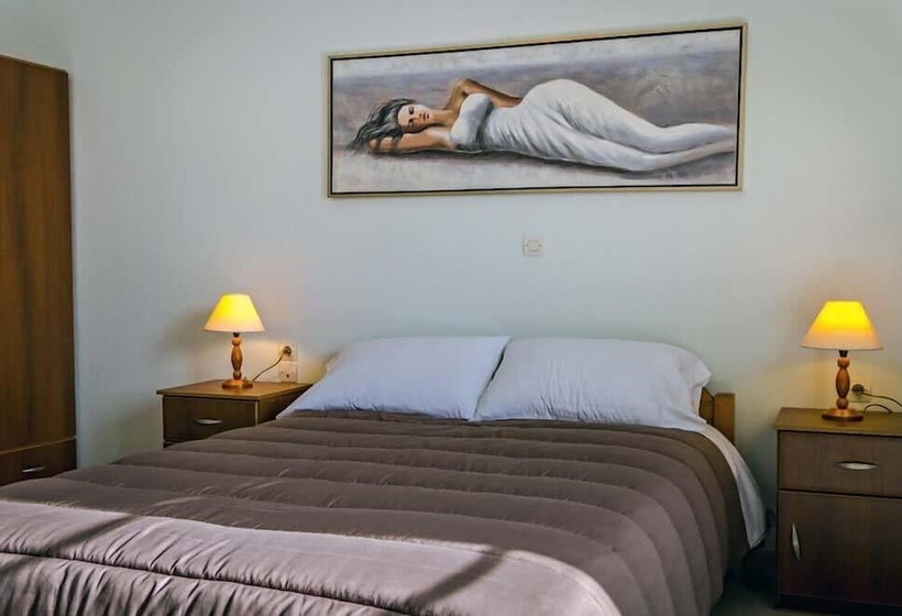 סוויטה אקזקיוטיב, To Kallion