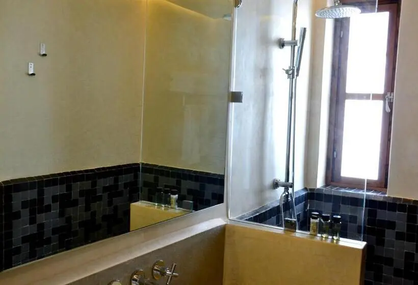 اتاق سوپریور, Riad Dar Dar