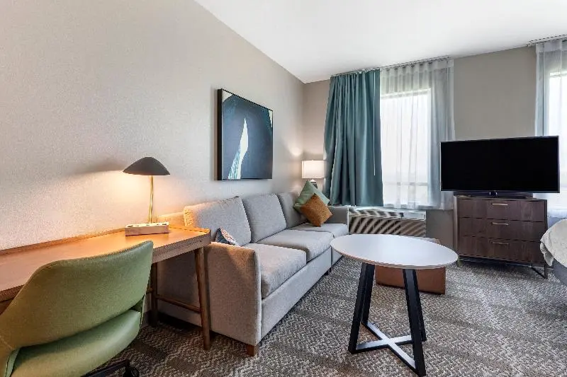 キングサイドベッドのスタンダードワンルーム, Staybridge Suites Grand Prairie Near Epic Central, An Ihg