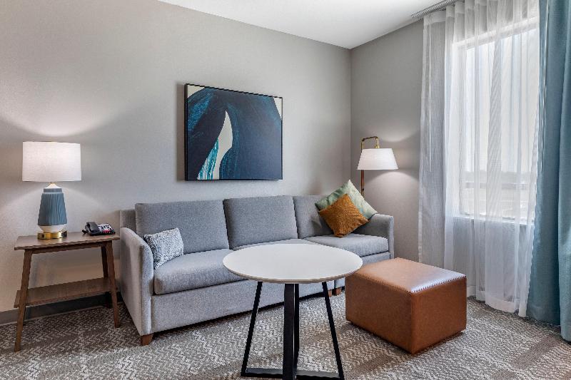 Люкс Кровать Кинг, Staybridge Suites Grand Prairie Near Epic Central, An Ihg