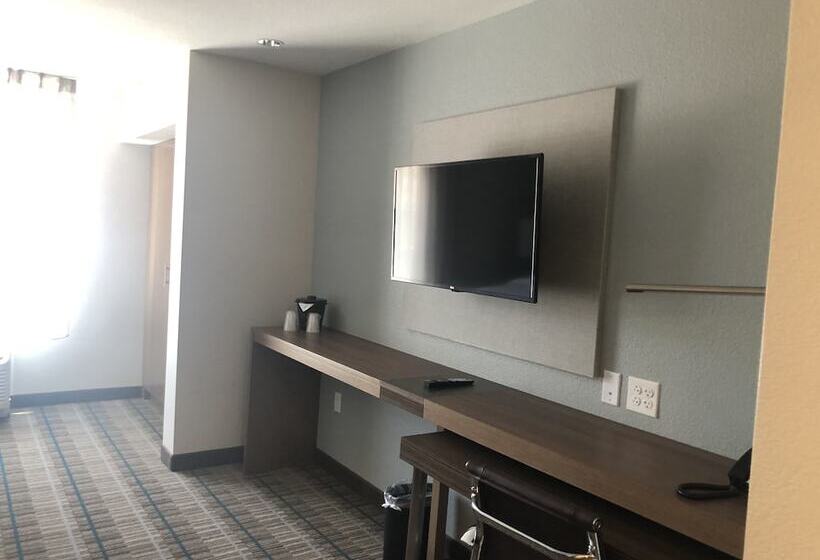 جناح, Mainstay Suites Durango