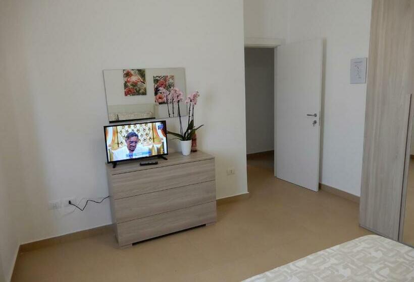 غرفة قياسية, Caserta Royale Apartment