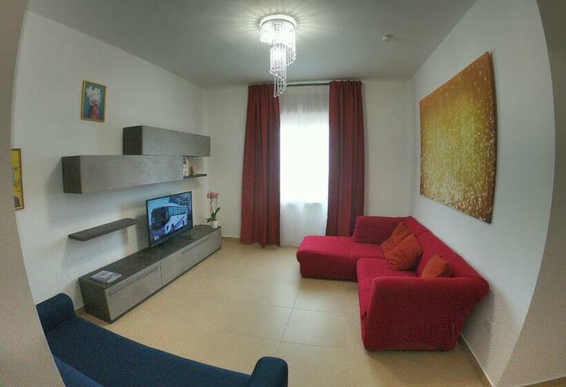 غرفة قياسية, Caserta Royale Apartment