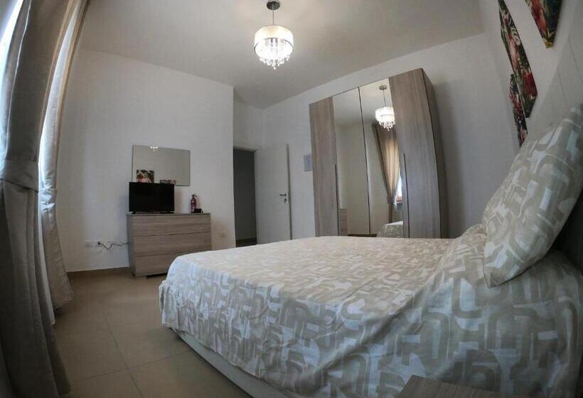 غرفة قياسية, Caserta Royale Apartment