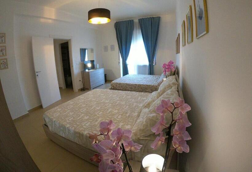 غرفة قياسية رباعية, Caserta Royale Apartment