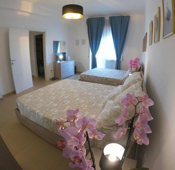 Четырехместный Номер Стандарт, Caserta Royale Apartment