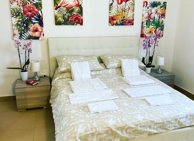 غرفة قياسية, Caserta Royale Apartment