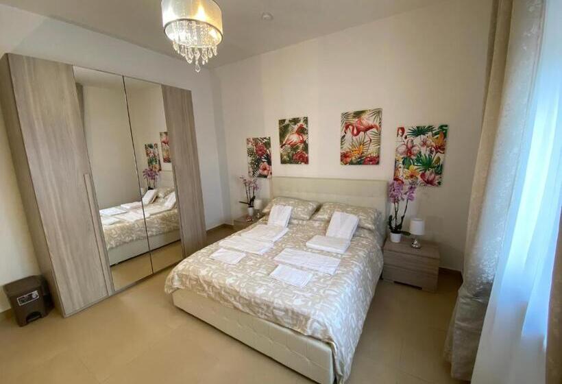 غرفة قياسية, Caserta Royale Apartment