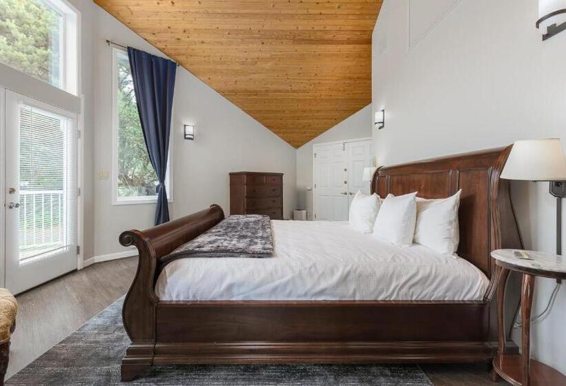 キングサイズベッドのスタンダードルーム, Ocean House