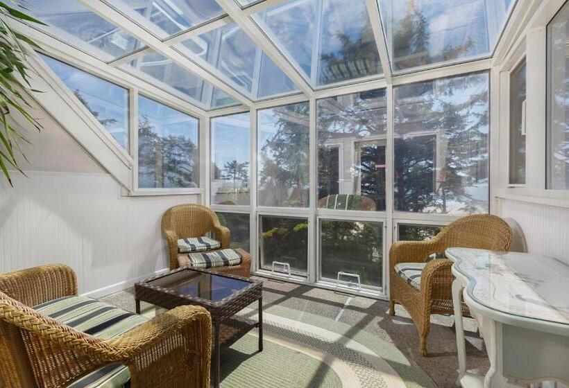 スーペリアールーム, Ocean House