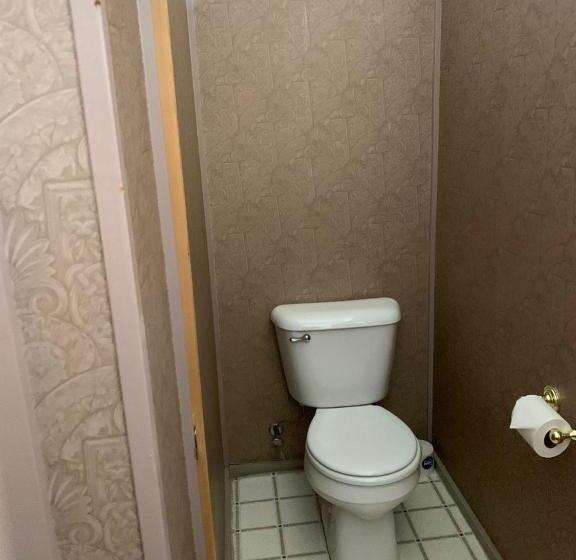 エコノミールーム, St Nicholas