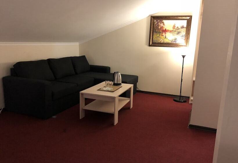 اتاق استاندارد سه نفره, Atlantis