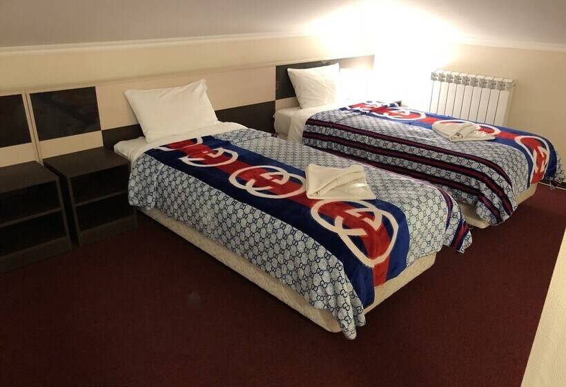 اتاق استاندارد سه نفره, Atlantis