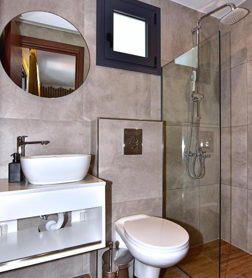 غرفة ديلوكس ثلاثية, Eutopia