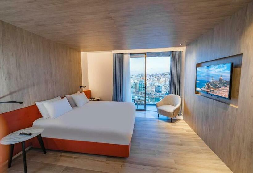 اتاق سوپریور با چشم‌انداز دریا و بالکن, Mercure St. Julian S Malta