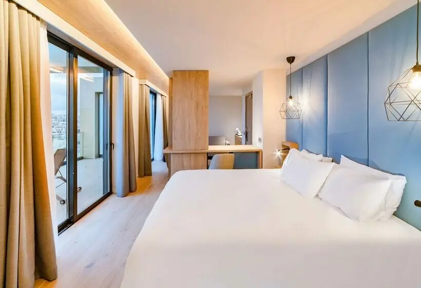 سوییت پرستیژ, Mercure St. Julian S Malta