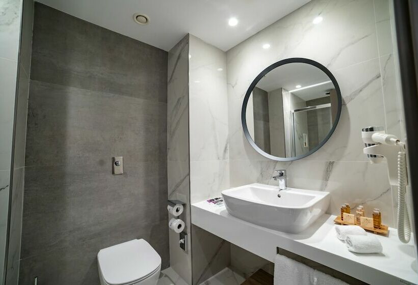 اتاق پرستیژ با چشم‌انداز دریا, Mercure St. Julian S Malta