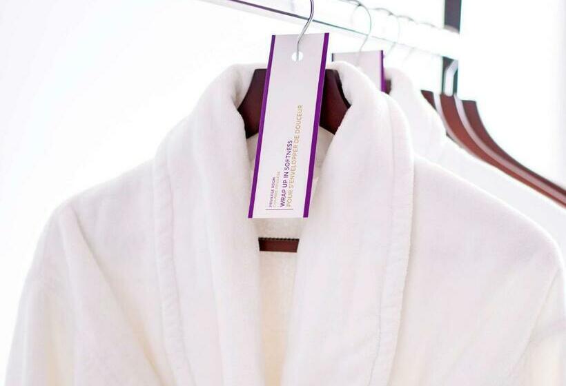 چشم‌انداز دریای سوئیت جونیور پرستیژ, Mercure St. Julian S Malta