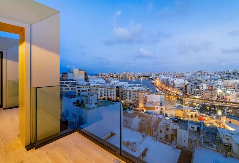 چشم‌انداز دریای سوئیت جونیور پرستیژ, Mercure St. Julian S Malta