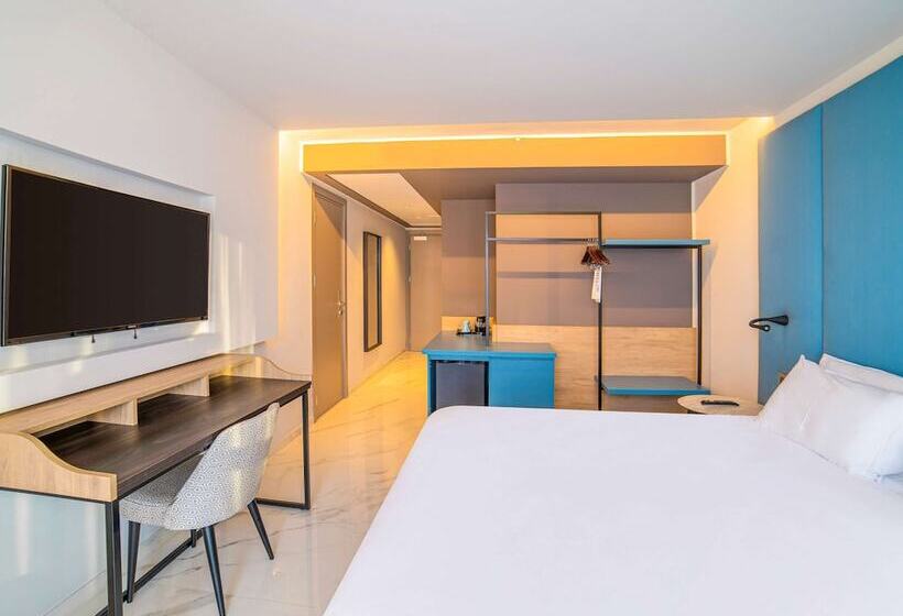 اتاق سوپریور با چشم‌انداز دریا و بالکن, Mercure St. Julian S Malta