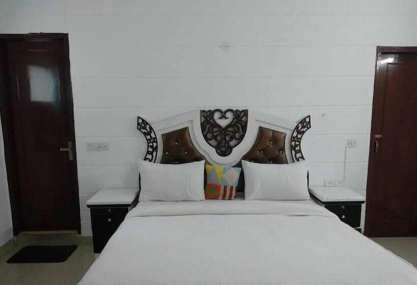 Standart Oda, Red Stone