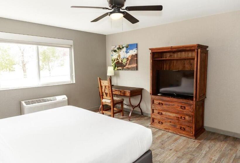 带大床的标准间, Aarchway Inn