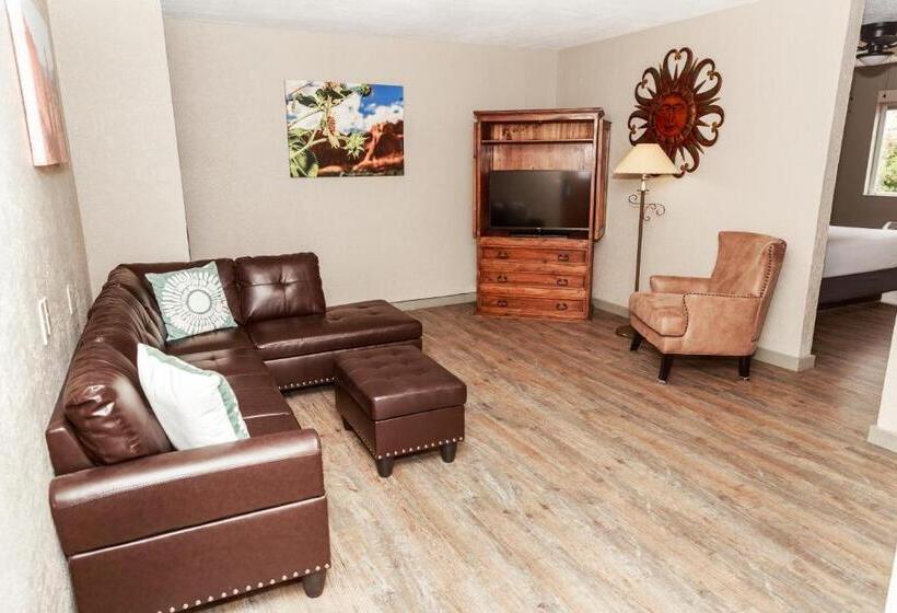 行政套房, Aarchway Inn