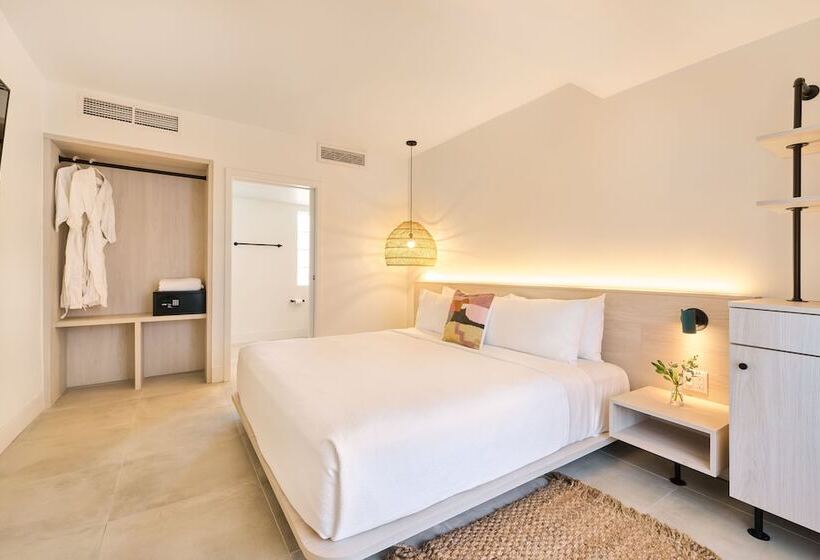 Standart Oda, Greystone   Adults Only