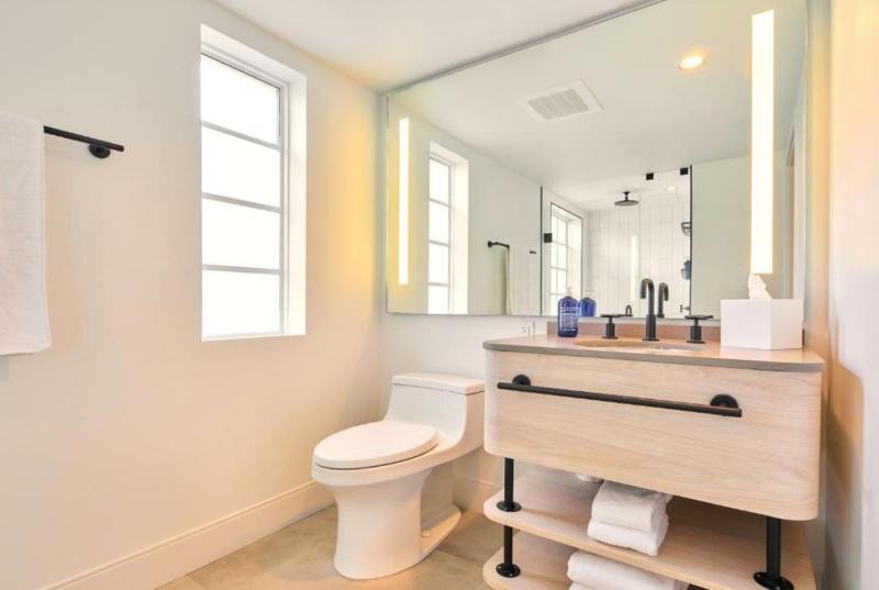 キングサイズベッドのスタンダードルーム, Greystone   Adults Only