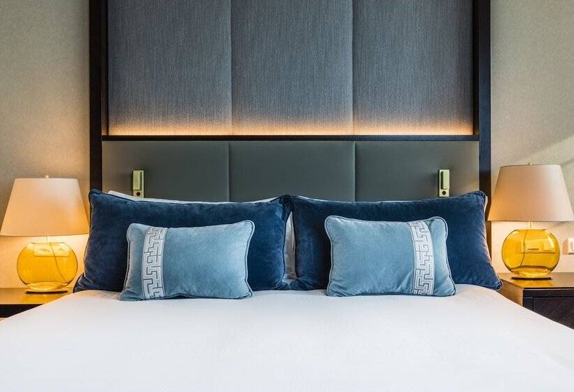 جناح, Intercontinental Warszawa, An Ihg