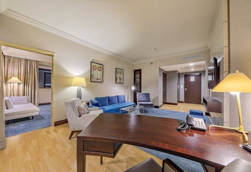 جناح, Intercontinental Warszawa, An Ihg