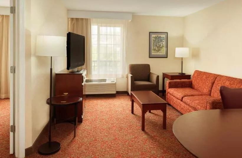 سوئیت برای معلولان, Larkspur Landing Extended Stay Suites Milpitas