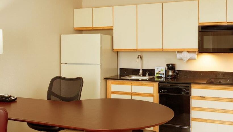 Президентский Люкс, Larkspur Landing Extended Stay Suites Milpitas