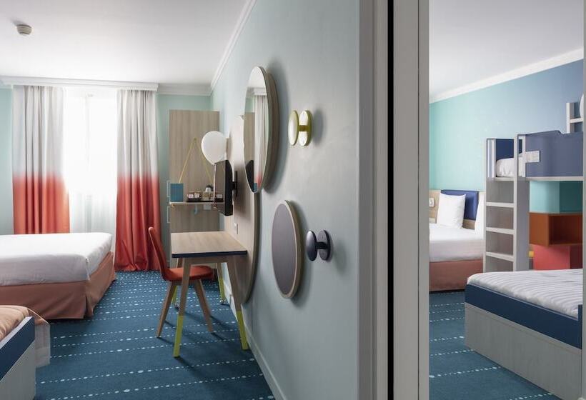 コネクティングルーム（家族用）。, Le Grand Magic