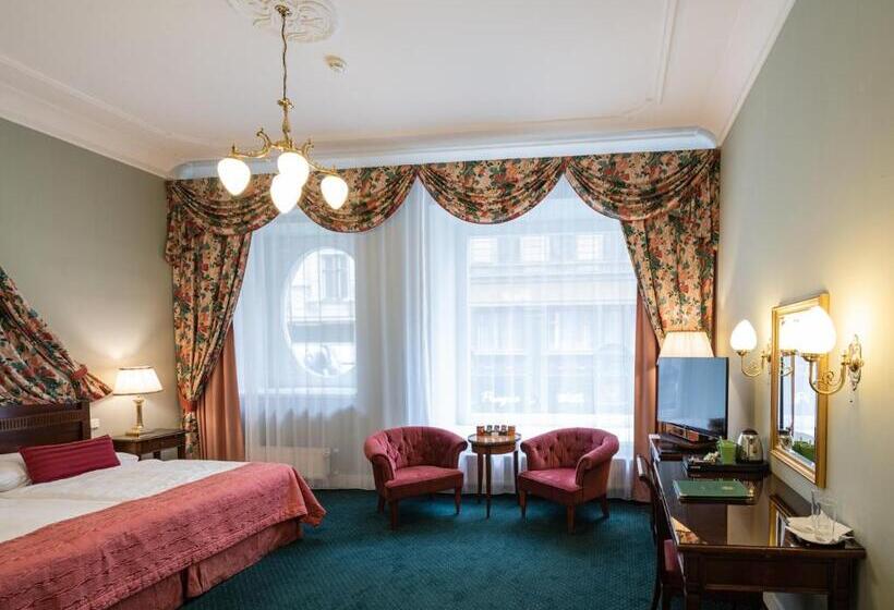 Junior Suite, Liberty