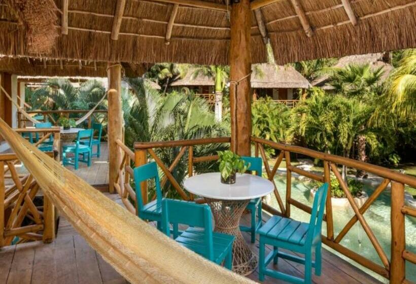 Standard-huone Puutarhanäkymä, Mahekal Beach Front Resort & Spa