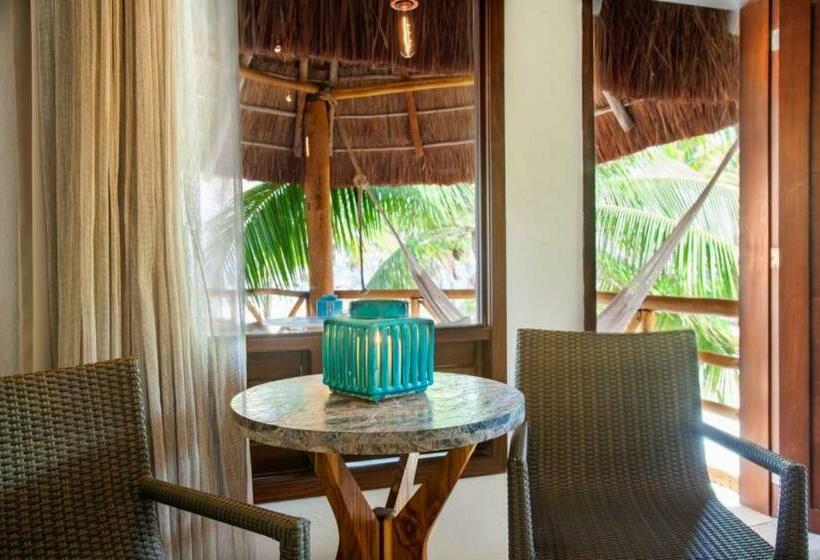 스탠다드 룸 가든 전망, Mahekal Beach Front Resort & Spa