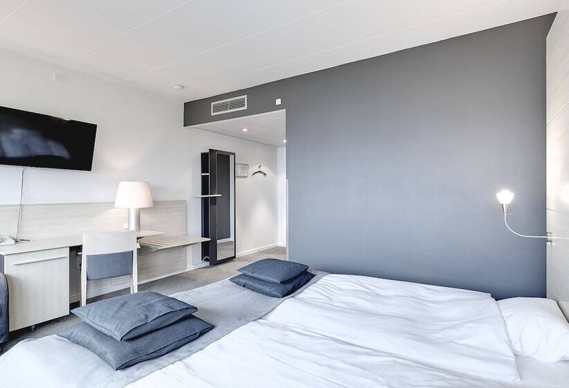 Номер Стандарт, Radisson Blu Hotel I Papirfabrikken, Silkeborg