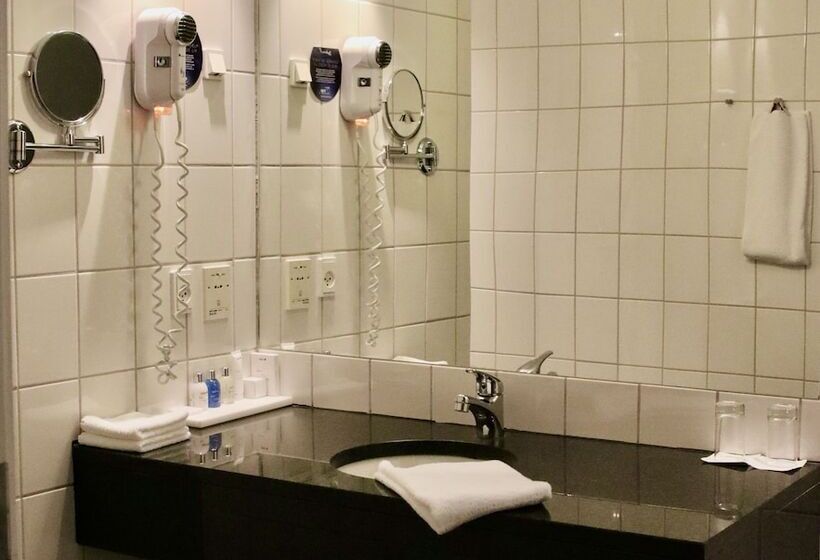 Номер бизнес-класса, Radisson Blu Hotel I Papirfabrikken, Silkeborg