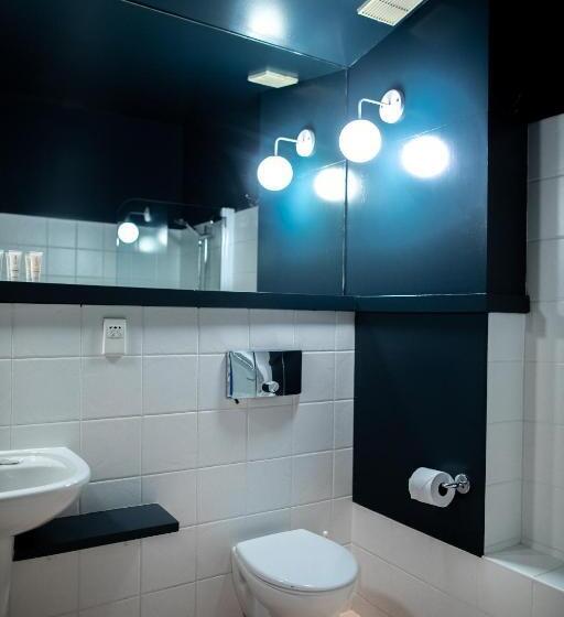 غرفة قياسية, The Central Private Hotel By Naumi Hotels