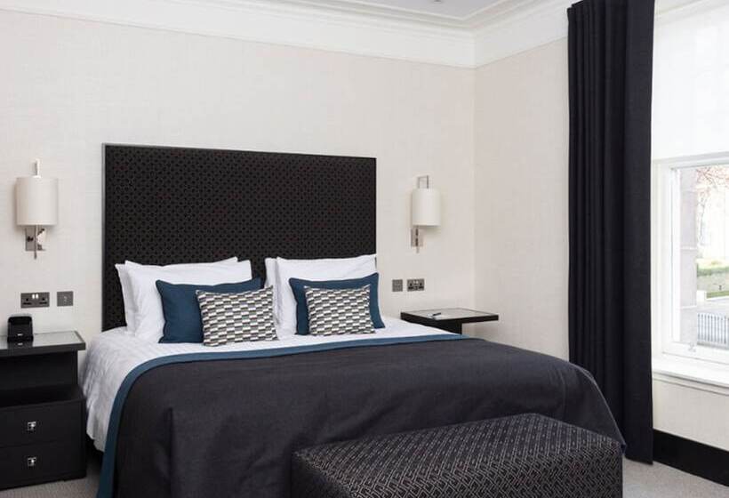 스탠다드 룸, The Chester