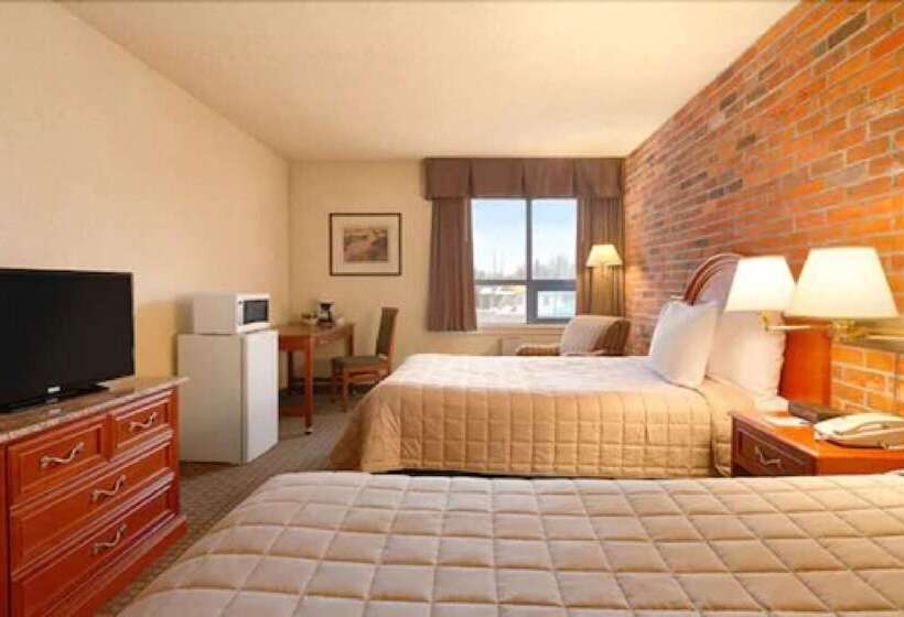 غرفه قياسيه سريرين مزدوجين, Travelodge By Wyndham North Bay Lakeshore