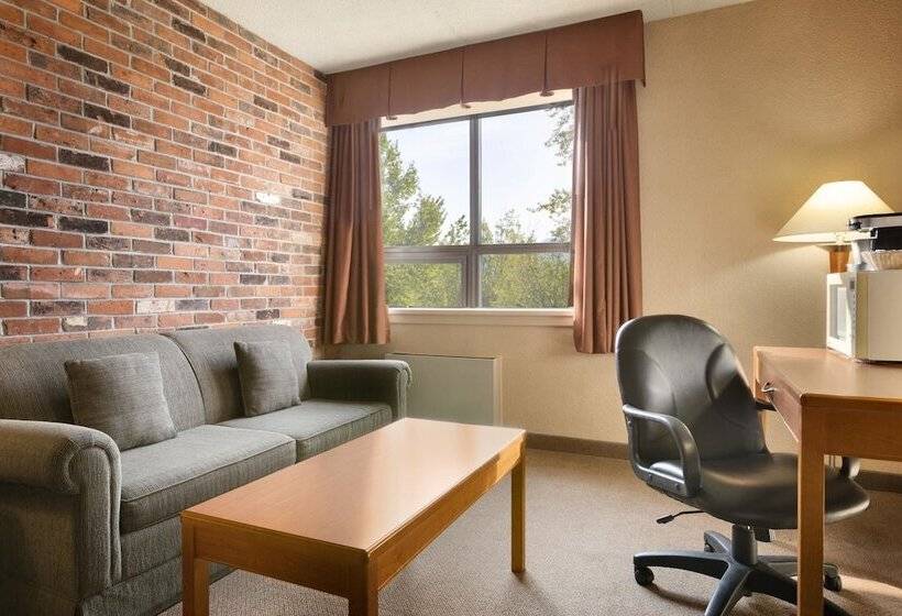 غرفة قياسية, Travelodge By Wyndham North Bay Lakeshore