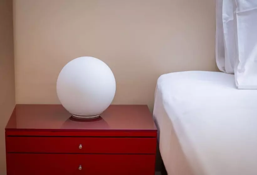 سوییت, Unahotels Bologna Centro