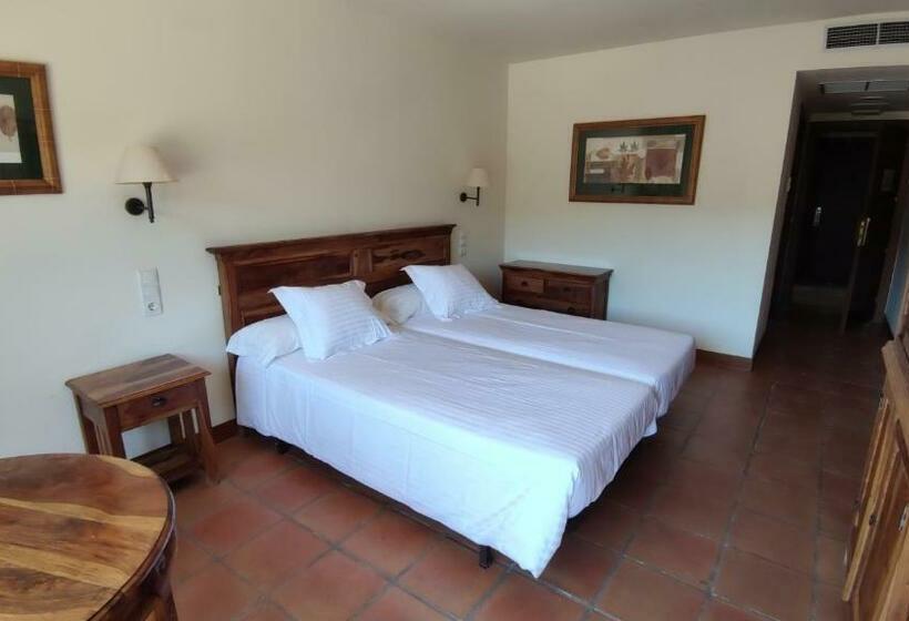 スタンダードルーム, La Figuerola Hotel & Restaurant