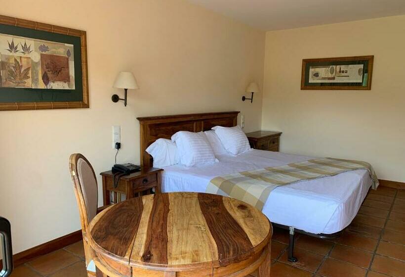 スーペリアールーム, La Figuerola Hotel & Restaurant