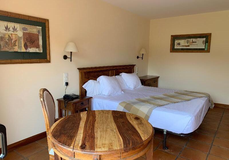 スタンダードルーム, La Figuerola Hotel & Restaurant