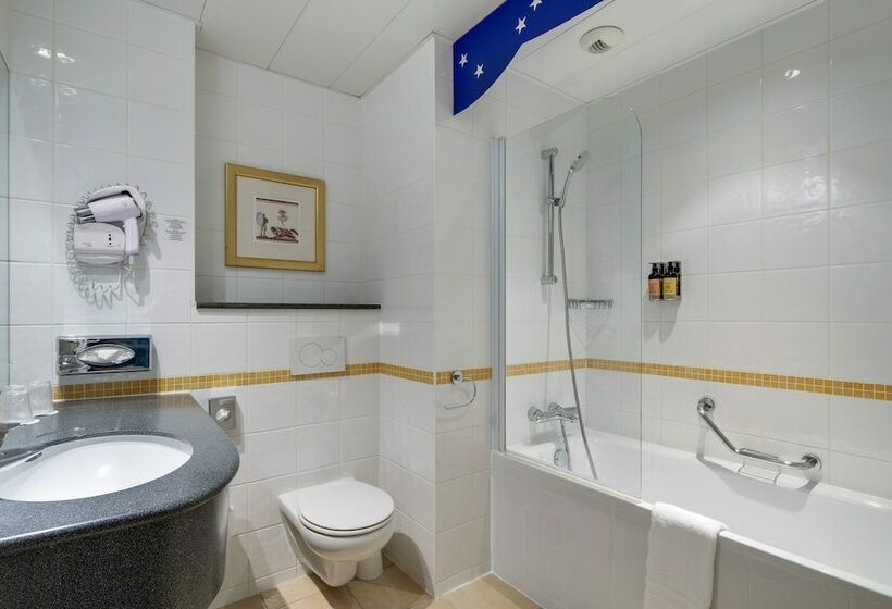 ファミリールーム, Le Grand Magic