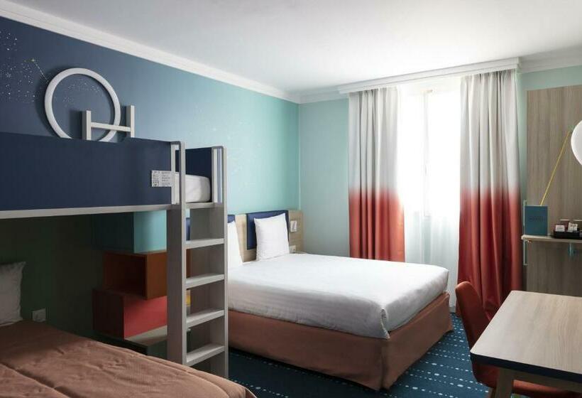 Standard Connecting Room, Le Grand Magic