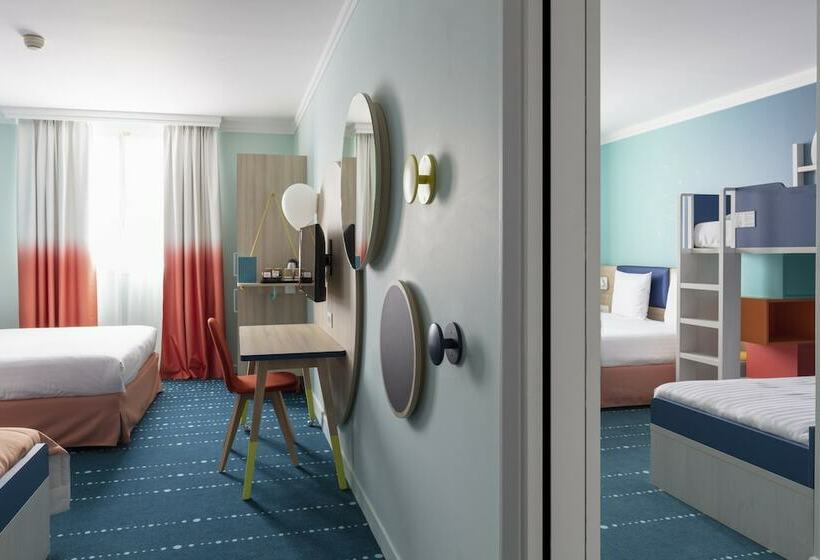 コネクティングルーム（家族用）。, Le Grand Magic